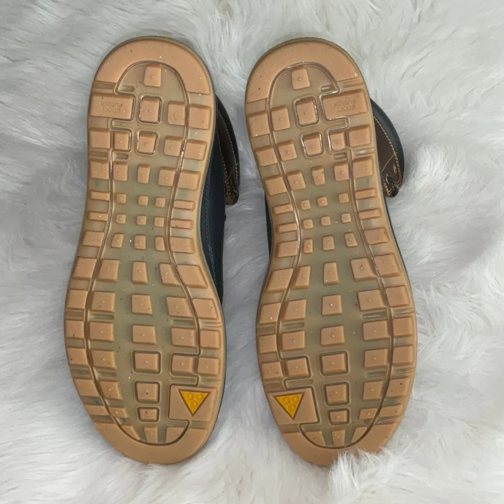 Nike Brown and Black Men’s Rain & Snow Boots